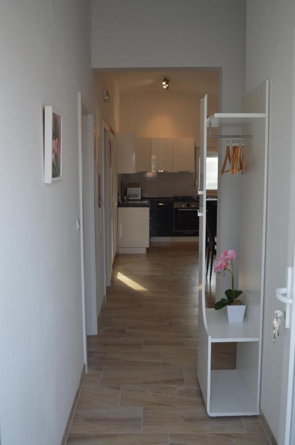 Apartment Dvorak Vir Exterior foto
